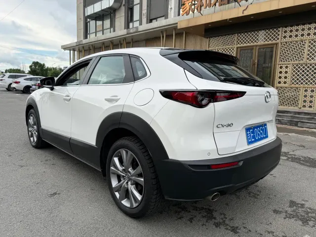 Mazda CX-30 — Фото автомобиля 6
