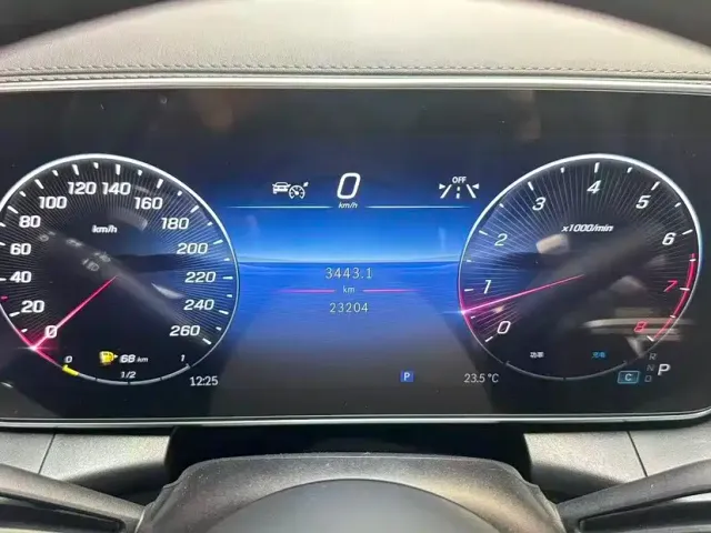 Mercedes-Benz GLC-Class — Фото автомобиля 13