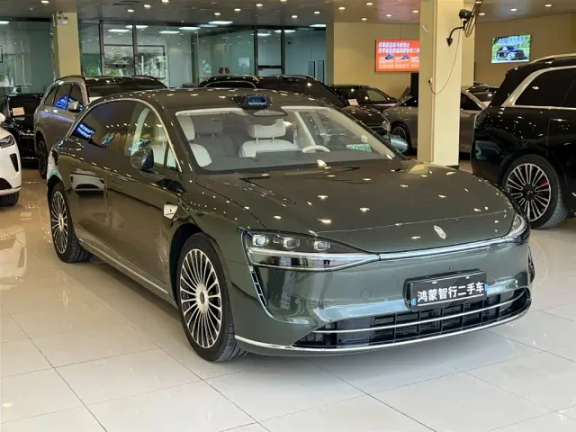 Stelato S9T — Фото автомобиля 5