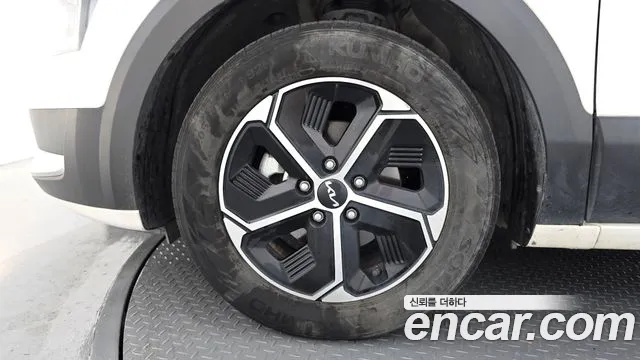 Kia Niro The All New Niro Prestige — Фото автомобиля 5