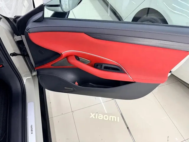 Xiaomi Auto Xiaomi SU7 2024 AWD Extended Range Advanced Smart Driving Max Edition — Фото автомобиля 12