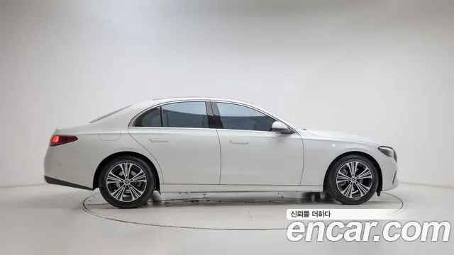Mercedes-Benz E-Class W214 — Фото автомобиля 9