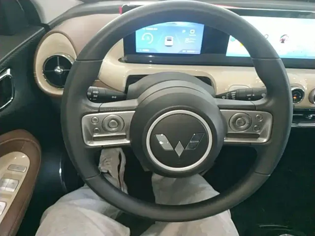 Wuling Bingo — Фото автомобиля 10