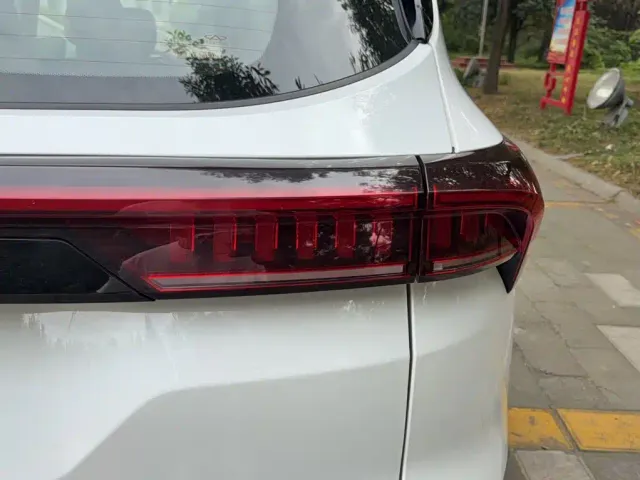 Jetour X70 C-DM — Фото автомобиля 23