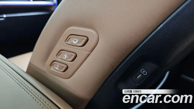 Hyundai Santafe — Фото автомобиля 25