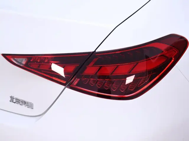 Mercedes-Benz C-Class — Фото автомобиля 9