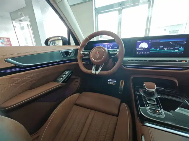 Hongqi H9 — Фото автомобиля 15