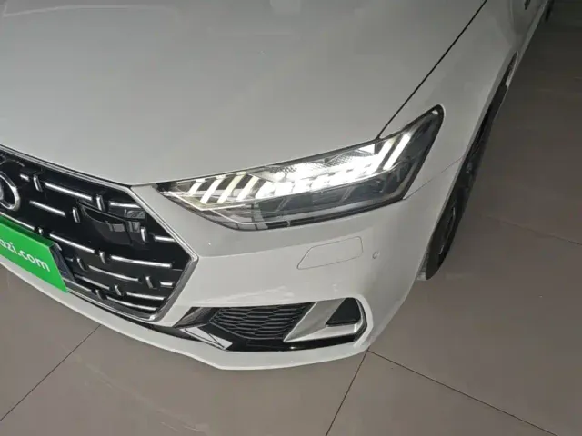 Audi A7L — Фото автомобиля 23