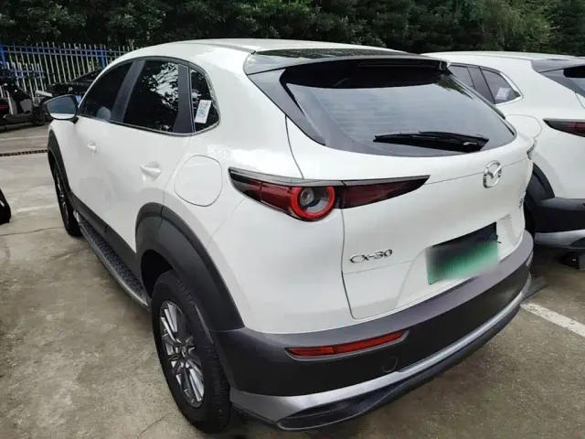 Mazda CX-30 EV — Фото автомобиля 4