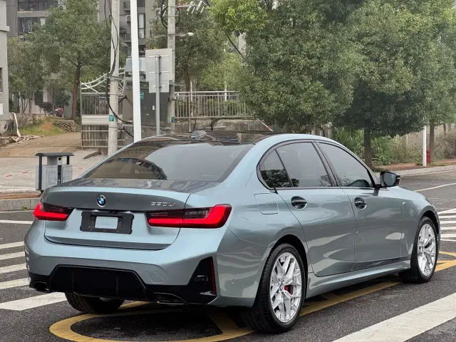 BMW 3 Series — Фото автомобиля 4
