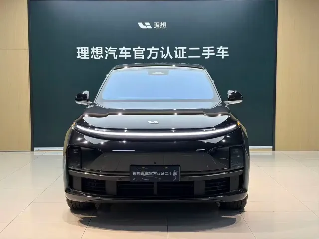 Li Auto L7 — Фото автомобиля 2