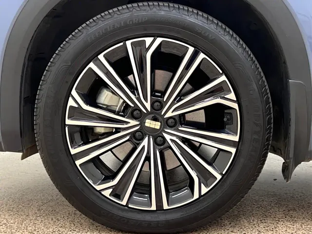 Geely Galaxy Starship 7 EM-i — Фото автомобиля 10