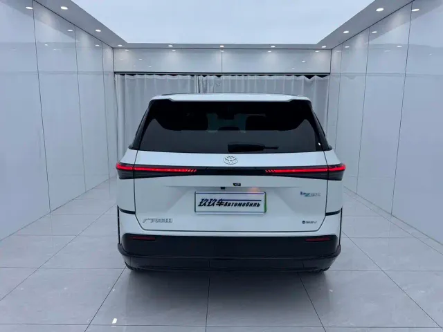 Toyota BoZhi 3X — Фото автомобиля 5
