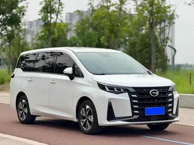 GAC Trumpchi Trumpchi M6 2023 PRO 270T DCT Luxury Edition — Фото автомобиля 3