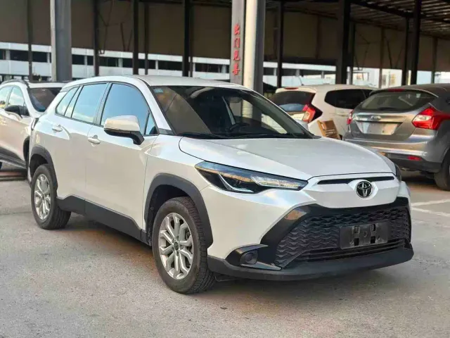 Toyota Frontlander — Фото автомобиля 2