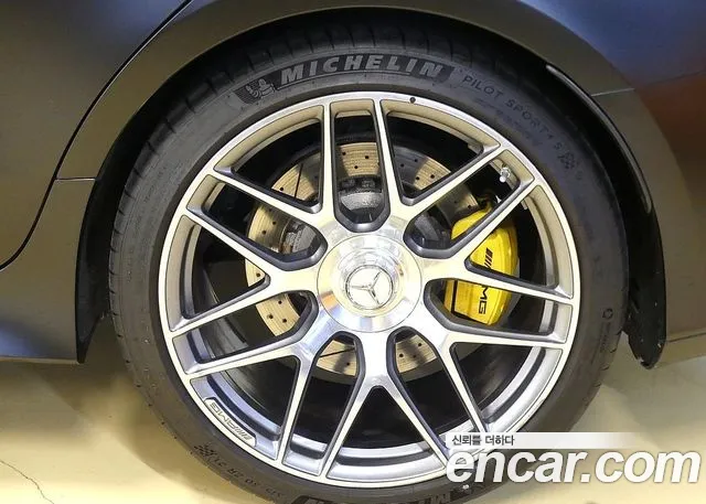 Mercedes-Benz AMG GT 4 двери 43 4MATIC+ Dynamic — Фото автомобиля 5