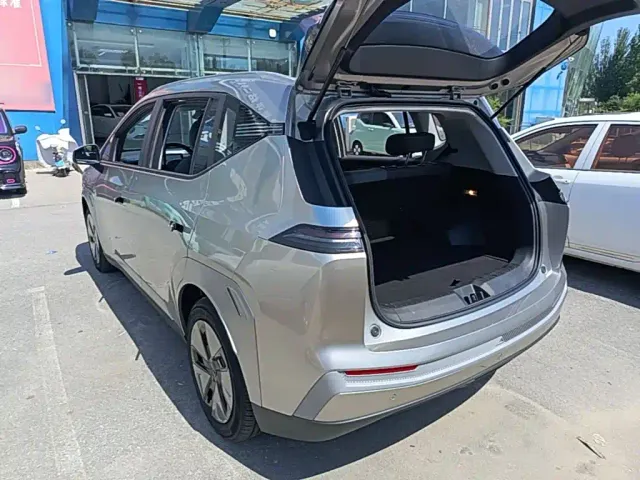GAC Aion Y — Фото автомобиля 22