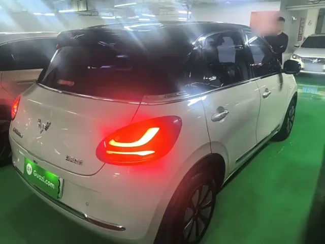 Wuling Bingo — Фото автомобиля 6