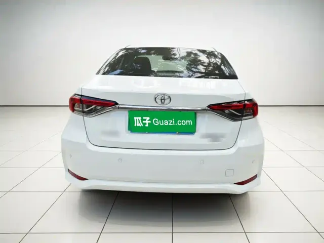 Toyota Corolla — Фото автомобиля 5