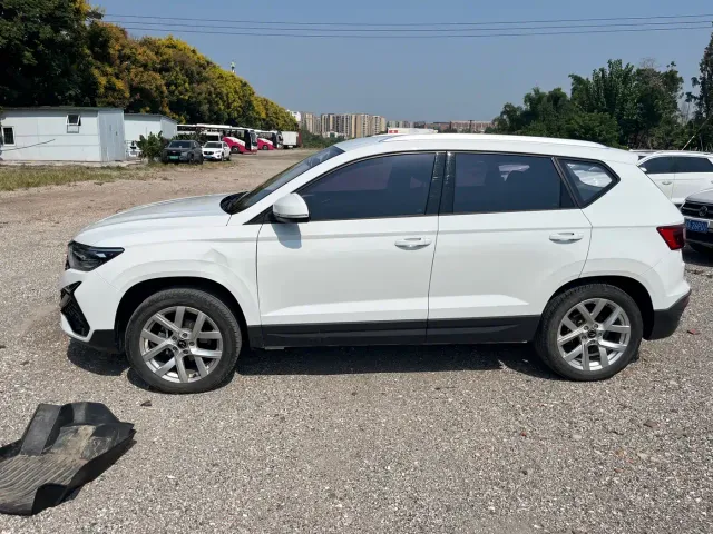 Jetta VS5 — Фото автомобиля 2