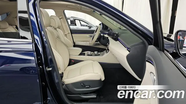 Genesis GV70 2.5T Бензин 2WD — Фото автомобиля 11