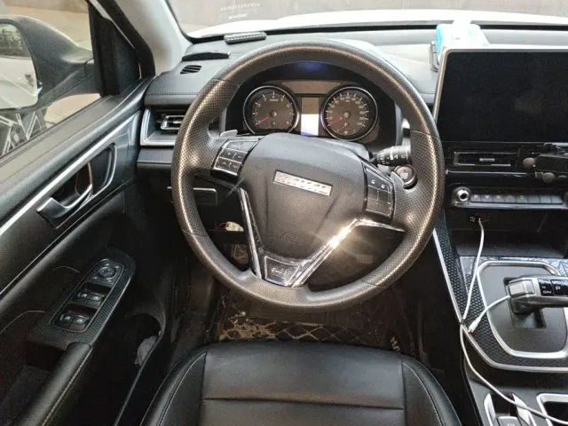 Haval Haval M6 2021 PLUS 1.5T DCT Comfort — Фото автомобиля 2