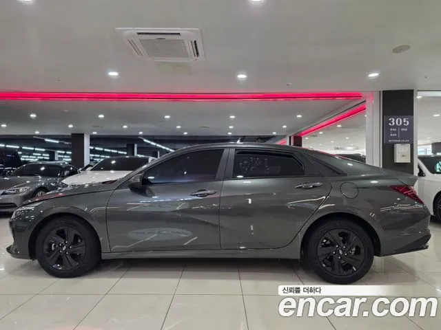 Hyundai AVANTE Avante (CN7) — Фото автомобиля 3
