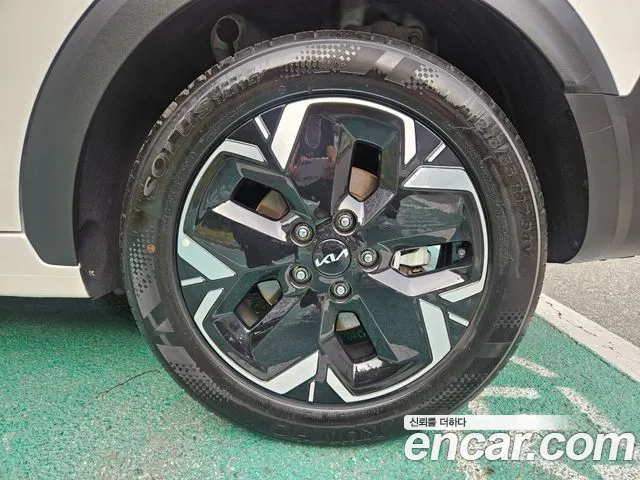 Kia Niro Niro (New) — Фото автомобиля 12