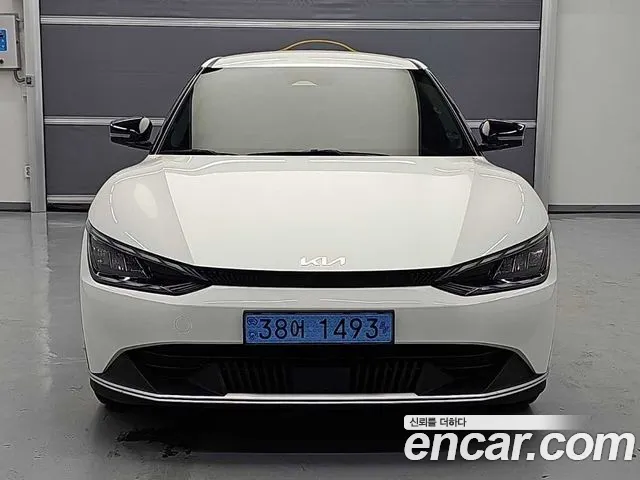 Kia EV6 Long Range — Фото автомобиля 2