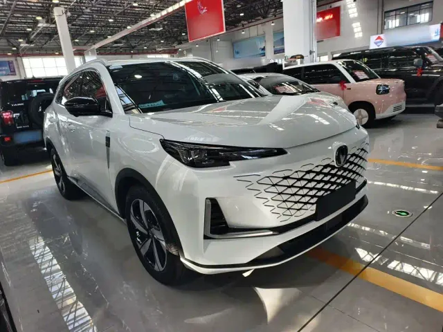 Changan CS55 Plus — Фото автомобиля 7