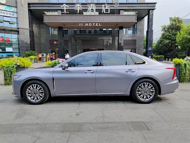 Hongqi H5 — Фото автомобиля 3
