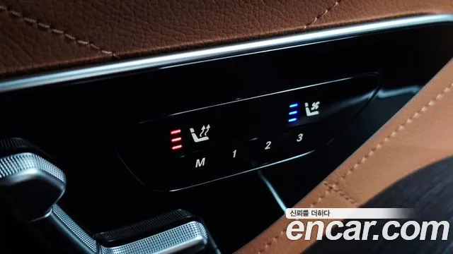 Mercedes-Benz S-Class — Фото автомобиля 28