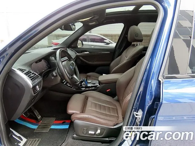BMW iX3 G08 (2020–2024) — Фото автомобиля 5