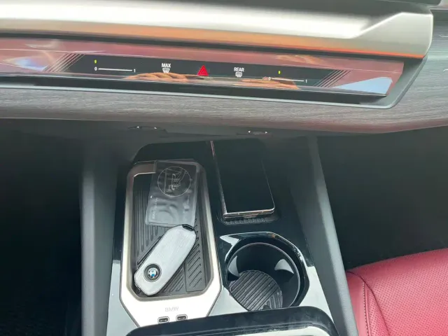 BMW 5 Series — Фото автомобиля 23