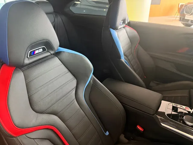 BMW M2 — Фото автомобиля 8