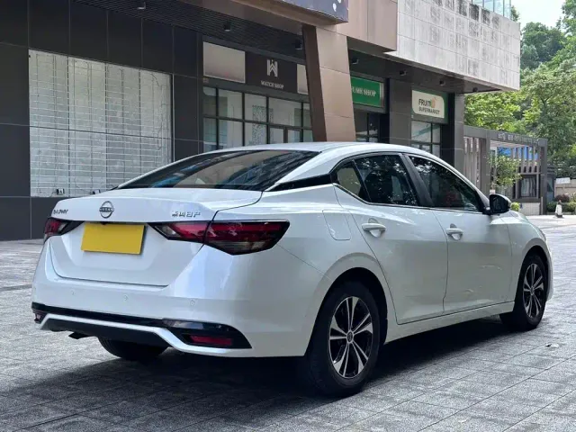 Nissan Sylphy — Фото автомобиля 9