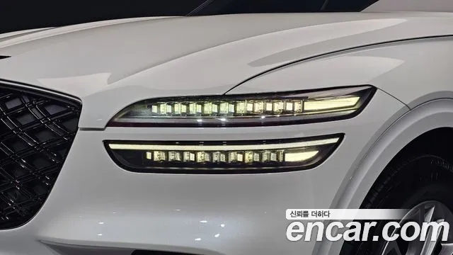 Genesis GV70 — Фото автомобиля 7