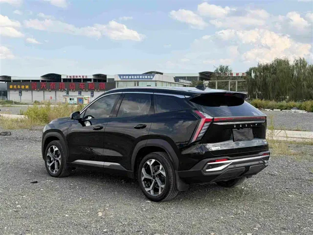 Geely Boyue L — Фото автомобиля 6