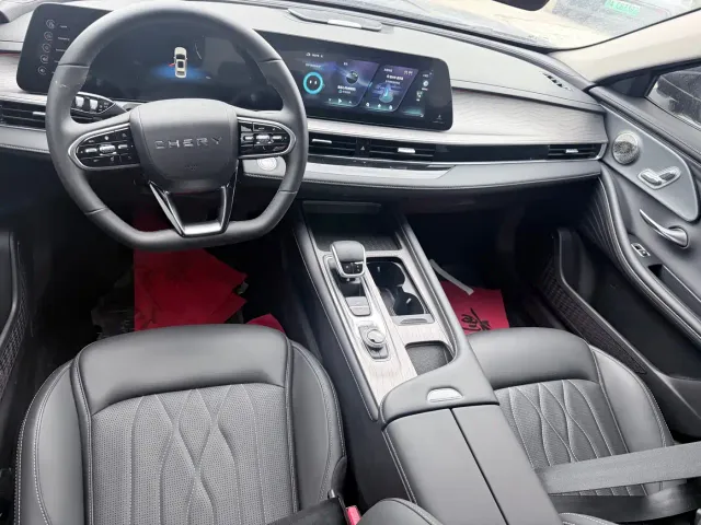 Chery Arrizo 8 — Фото автомобиля 6