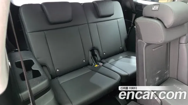 Hyundai Santafe Santa Fe (MX5) Бензин 2.5T 4WD — Фото автомобиля 18