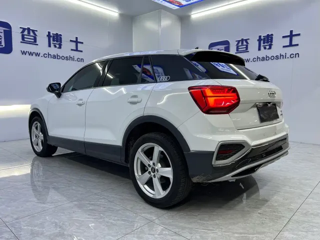 Audi Q2L — Фото автомобиля 14
