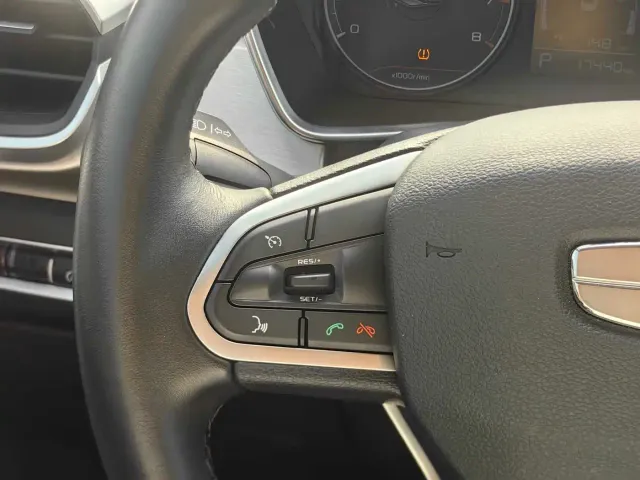 Geely Binyue — Фото автомобиля 18