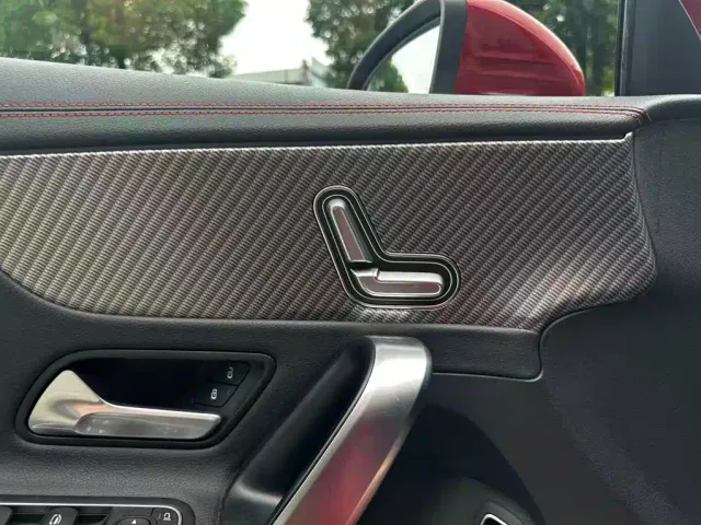 Mercedes-Benz A-Class — Фото автомобиля 18