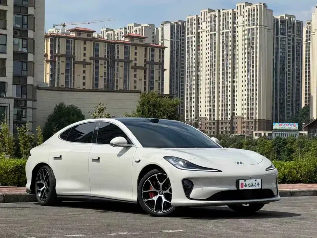 IM Motors L6 — Фото автомобиля 3