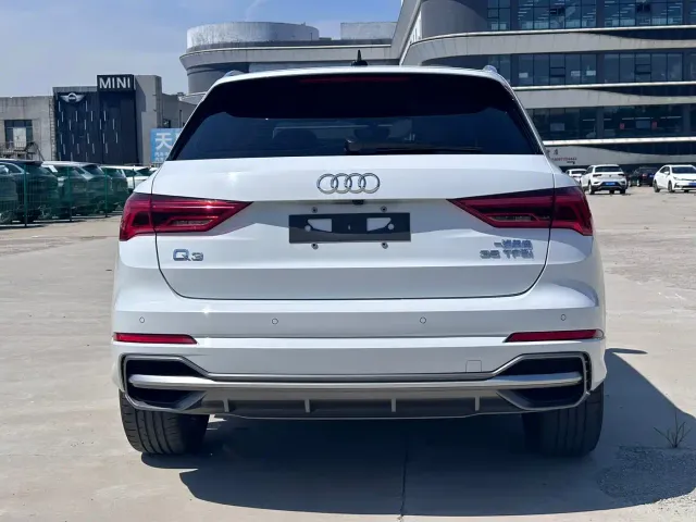 Audi Q3 — Фото автомобиля 6