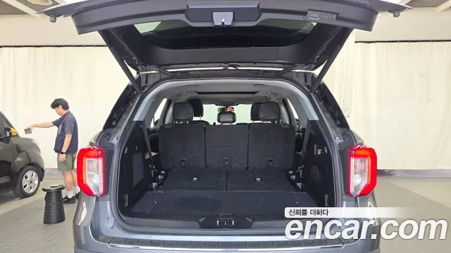 Ford Explorer 6th Gen — Фото автомобиля 20