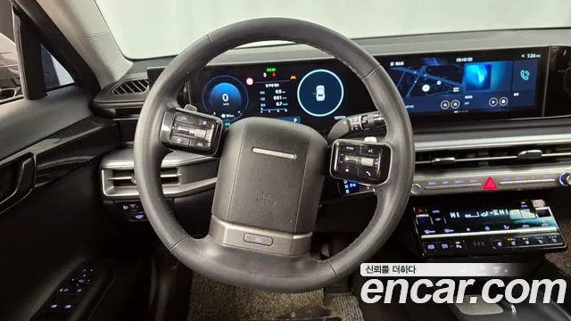 Hyundai Grandeur Grandeur (GN7) 2.5 Бензин 2WD — Фото автомобиля 13
