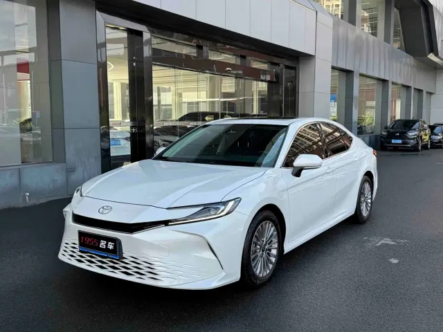 Фотография автомобиля — Toyota Camry