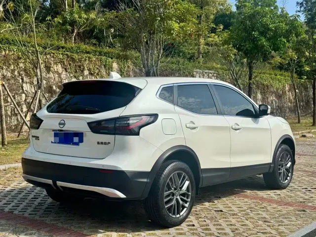 Nissan Qashqai — Фото автомобиля 9