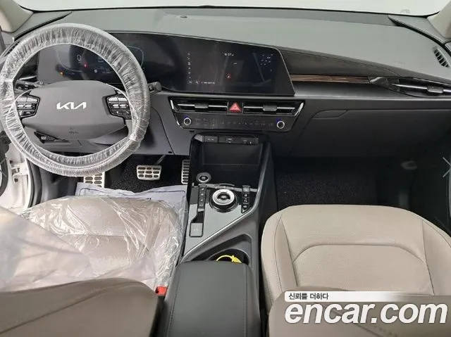 Kia Niro The All New Niro Signature — Фото автомобиля 6